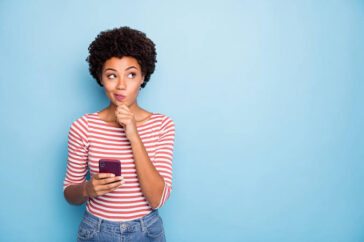 What Matters Most When Choosing A Senior Phone Plan