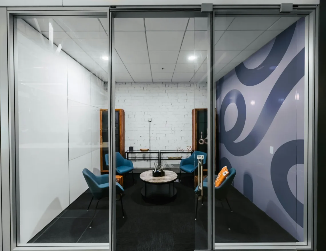 Designing Interior Murals for Memorable Commercial Environments